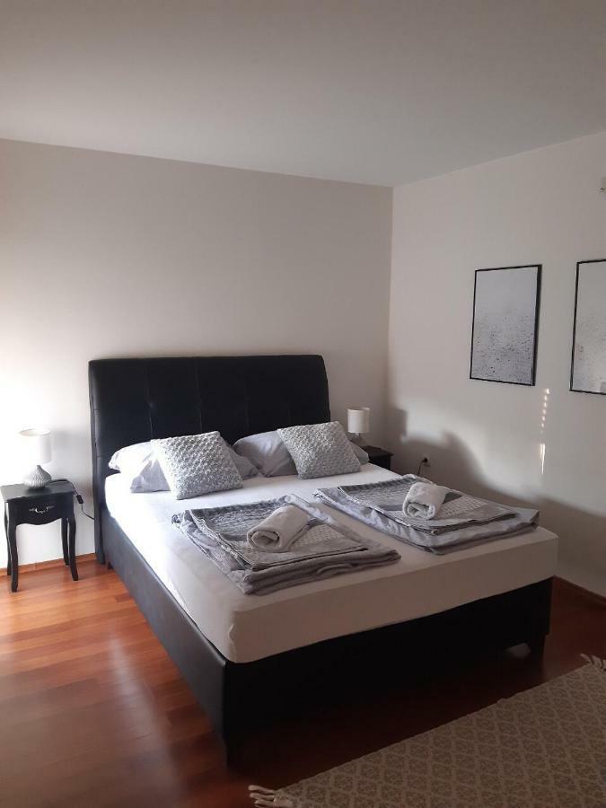 Apartments Thea Mostar Esterno foto